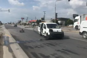 Önündeki araca çarpmamak için direksiyonu çevirince olanlar oldu