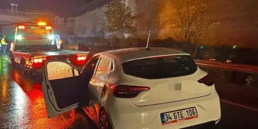 TERS YÖNDE İLERLEYEN OTOMOBİL TIRLA ÇARPIŞTI: 1 ÖLÜ, 3 YARALI