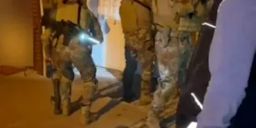 SAKARYA'DA ÖZEL HAREKAT DESTEKLİ UYUŞTURUCU OPERASYONU: 14 GÖZALTI YÜKLÜ MİKTARDA UYUŞTURUCUNUN ELE GEÇİRİLDİĞİ OPERASYON KAMERADA