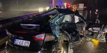 ANADOLU OTOYOLU'NDA ZİNCİRLEME KAZA: 3 YARALI KAĞIT GİBİ EZİLEREK HURDAYA DÖNEN OTOMOBİLDE AYNI AİLEDEN 3 KİŞİ SIKIŞTI