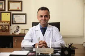 Genel Cerrahi Uzmanı Prof. Dr. Ali Kağan Gökakın,