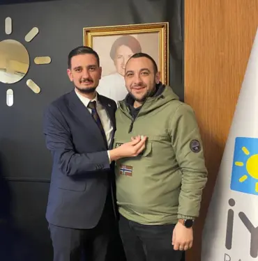 metin-nisancik-ve-ekibi-iyi-partiye-katildi-204554-87cf42b239c066306d5f