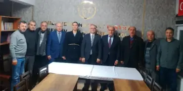 AK Parti Serdivan aday adayı Şehit’ten kardeş partiye ziyaret54e63f10-ee78-4c11-97a4-dd94c85b6160