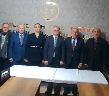 AK Parti Serdivan aday adayı Şehit’ten kardeş partiye ziyaret54e63f10-ee78-4c11-97a4-dd94c85b6160