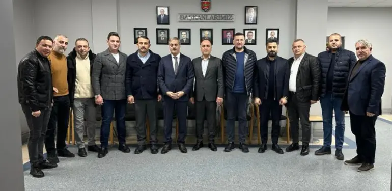 Alemdar’dan Şoförler ve Otomobilciler Esnaf Odasına ziyaret4d0d8621-bc67-4fbe-91de-8225d19c0855