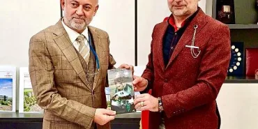 2370cefb-7542-4fad-bc04-19c3915076b7