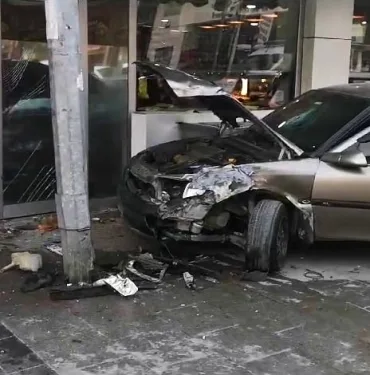 SAKARYA'DA YILIN İLK GÜNÜ FECİ KAZA ALKOLLÜ SÜRÜCÜNÜN ÇARPTIĞI KADIN ÖLDÜ
