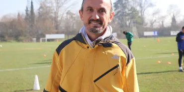 TUNCAY ŞANLI: "FUTBOL OYNARKEN HAKEM KONUŞMAM, ÇÜNKÜ CEVAP VEREBİLECEĞİM YER SAHADIR" SAKARYASPOR TEKNİK DİREKTÖRÜ TUNCAY ŞANLI: "GENÇLERBİRLİĞİ MAÇINDA HER ŞEY ORTADA ZATEN SÖYLENECEK ÇOK ŞEY DE YOK" "HAKEM HATA YAPABİLİR AMA 'VAR' NEDEN DEVREYE GİRMİYOR?"