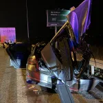 POLİSLERİN İÇİNDE BULUNDUĞU OTOMOBİL TIRA ÇARPTI: 1 ÖLÜ 2 YARALI