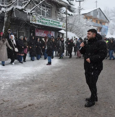 GELENEKSEL OLAN FESTİVALDE 1 TON HAMSİ PİŞTİ, 7'DEN 70'E YÜZLER GÜLDÜ
