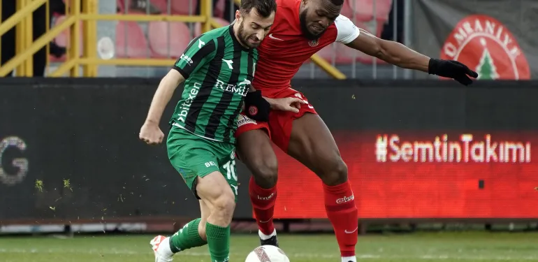 TRENDYOL 1. LİG: ÜMRANİYESPOR: 1 - SAKARYASPOR: 1