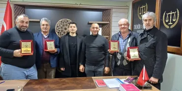 Başkan Mehmet Demir’den gazetecilere sürpriz ve jest (2)