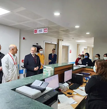 Serdivan Devlet Hastanesi günde bin 200 hastaya şifa oluyor