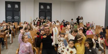 Serdivanlı Çocuklar 'Hacivat ve Karagöz' ile Buluştu