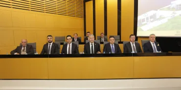 889bdd01861545a98e926559721221acfe273af2cb97434f9297f679cd2d5d5b