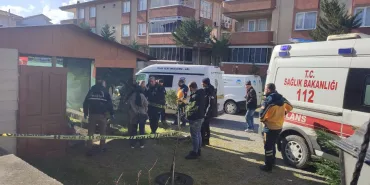 İSTANBUL'A GİDECEKTİ, EŞİ TARAFINDAN CANSIZ BEDENİ BULUNDU