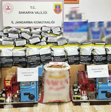 JANDARMADAN KAÇAKÇILIK VE UYUŞTURUCU OPERASYONU: 3 GÖZALTI