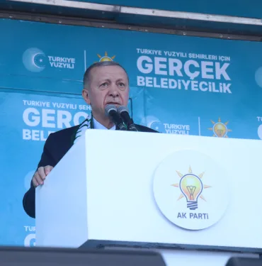 CUMHURBAŞKANI ERDOĞAN: "ANKARA-İSTANBUL ARASINDAKİ SEYAHAT SÜRESİ 25 DAKİKA DAHA AZALACAKTIR" "SAKARYA'DA SON 21 YILDA 183 MİLYAR LİRANIN ÜZERİNDE YATIRIM YAPTIK" "BİN YATAKLI SAKARYA ŞEHİR HASTANEMİZİ EN KISA SÜREDE TAMAMLAYIP HİZMETE AÇACAĞIZ" "ALLAH'IN İZNİYLE TÜRKİYE YÜZYILI'NIN DOĞUŞUNUN ÖNÜNÜ KİMSE KESEMEYECEKTİR"