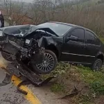 2 OTOMOBİL ÇARPIŞTI: 1 YARALI