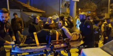 OTOMOBİL İLE MOTOSİKLET KAFA KAFAYA ÇARPIŞTI: KAZA ANI KAMERADA