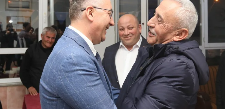thumbnail_foto (0)