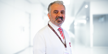 “Ramazan’da hızlı ve fazla yemek hazımsızlığa yol açabilir”