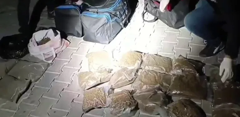 SAKARYA POLİSİNİN 29 GÜNLÜK BİLANÇOSU: 971 KİŞİ YAKALANDI