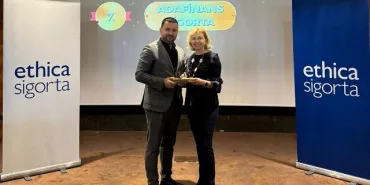 a940cd38-e500-4ca6-9f33-4f3e021769ab