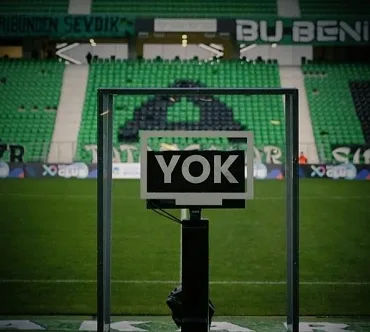 sakaryaspor-altay-macinda-var-komedisi_2b87a