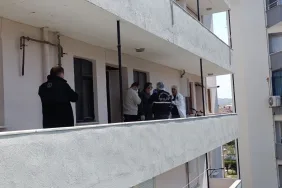GEÇEN SENE CESET BULUNAN EVDE BU SENE DE 2 CANSIZ BEDEN BULUNDU TATİL SİTESİNDE ÇÜRÜMEYE BAŞLAMIŞ 2 ERKEK CESEDİ BULUNDU