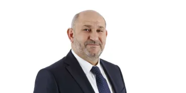 Hendek'te BBP adayı İrfan Püskülü kazandı.