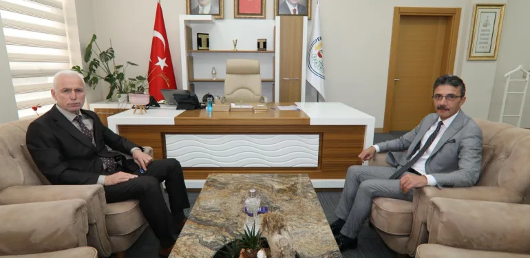 İL BAŞKANI BAYAR’DAN BAŞKAN ŞENOL DİNÇ’E ZİYARET (1)