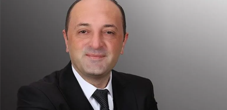 Yeniden Refah Partisi'nin adayı Selçuk Yıldız,