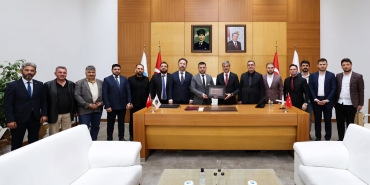 385eeffa-3eea-4018-93ff-9b3c057a511d