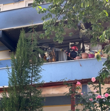 KÜMES ISITICISI YANGIN ÇIKARDI: 25 CİVCİV TELEF OLDU