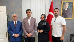 Sakarya Gaziantepliler Derneği, Pamukova Belediye Başkanı Fatih Akın'ı ziyaret etti