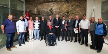 c9580e07-d4b1-4fff-b4cd-9ea1a4a41ebc