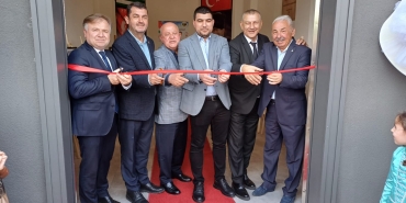 fb8e0edc-b1e8-4e5d-9991-2112dbc6b8ee