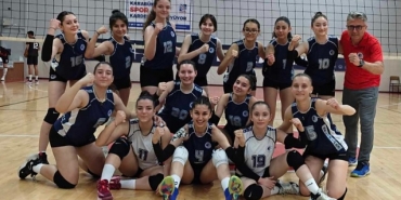 gelisim-voleybol-2lig-e-yukseldi_2b82b