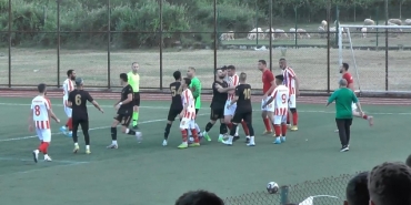 sekerspor-sapanca-kurtkoyspor-macinda-olaylar-cikti_9a098