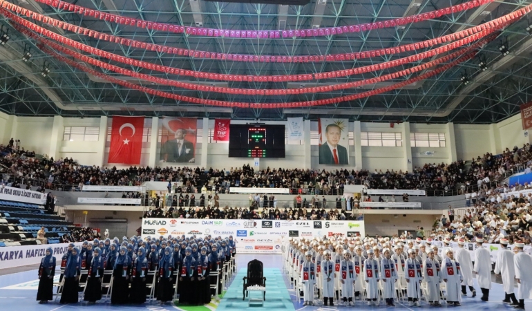 SAKARYA'DA 137 ÖĞRENCİYE HAFIZLIK İCAZETİ VERİLDİ