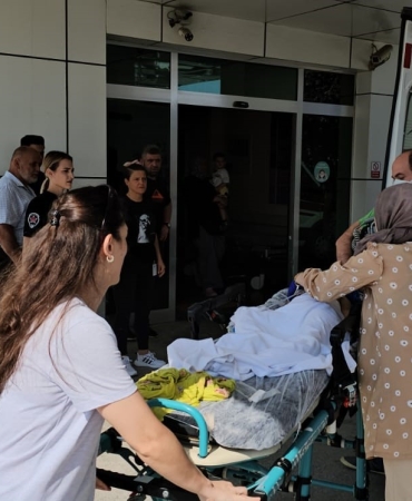 BUNGALOV TATİLLERİ FACİAYA DÖNÜŞTÜ: 3 YAŞINDAKİ ÇOCUK HAVUZDA BOĞULDU
