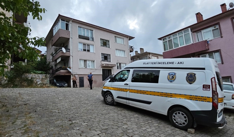 OĞLU TARAFINDAN VURULAN YAŞLI ADAM HAYATINI KAYBETTİ