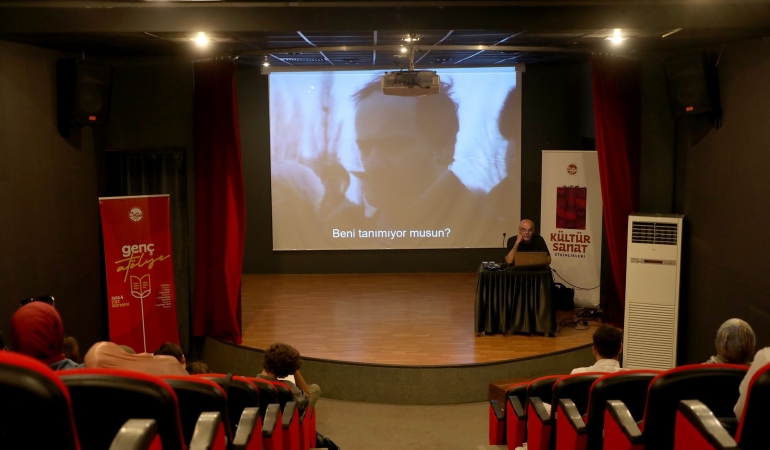 GENÇLER SİNEMA ATÖLYESİNDE BİLİM KURGUYLA GELECEĞİ YORUMLADI