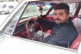 26 YAŞINDAKİ GENCİN SIRTINDAN BIÇAKLANMASINA İLİŞKİN YENİ DETAYLAR AKLİ DENGESİ YERİNDE OLMAYAN ŞÜPHELİNİN KENDİSİYLE DALGA GEÇİLDİĞİ İÇİN SUÇU İŞLEDİĞİ ÖNE SÜRÜLDÜ