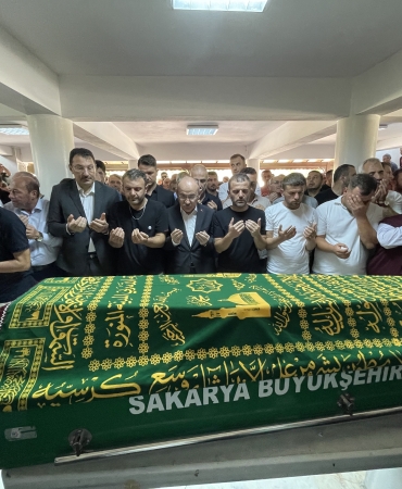 SİLAHLI SALDIRI NETİCESİNDE HAYATINI KAYBEDEN ESKİ BELEDİYE BAŞKANI SON YOLCULUĞUNA UĞURLANDI