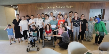 e865e6ec00d840558b9fe1bd2a450ce0062944341a384834abcfd7c471ff44cb (1)