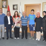 thumbnail_BAŞKAN ŞENOL DİNÇ TÜRKİYE BİRİNCİSİNİ AĞIRLADI (1)