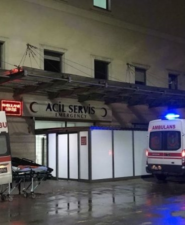 yolun-karsisina-gecmeye-calisirken-otomobil-carpti-hastanede-hayatini-kaybetti