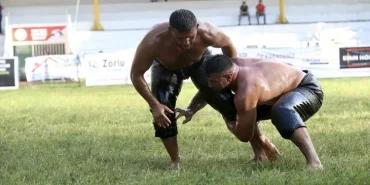 59-akbalik-yagli-gureslerinde-baspehlivan-serdar-yildirim-oldu-gorsel-2